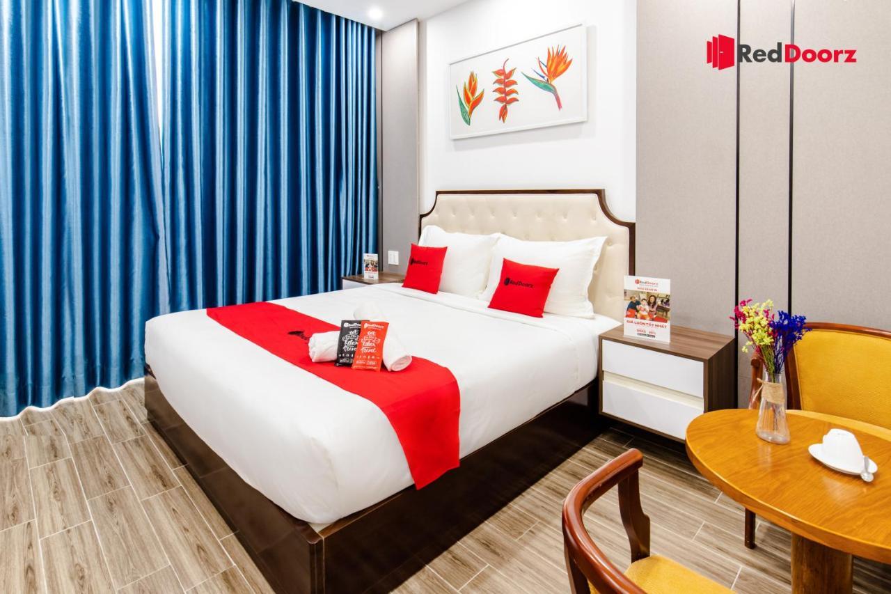 Reddoorz New Haru Hotel Phan Khiem Ich Хошимін Екстер'єр фото