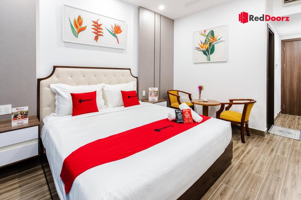 Reddoorz New Haru Hotel Phan Khiem Ich Хошимін Екстер'єр фото
